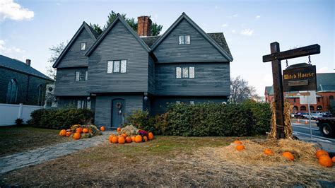 The Salem Witch Village: A Must-Visit Destination for History Buffs